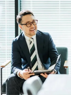 経営者や現役会社員の方々から多くの推薦の声